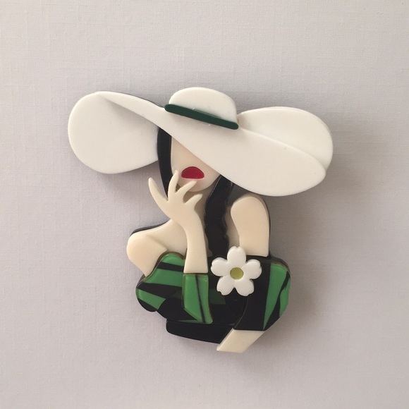 ๐50% OFF/3+...Young Lady in Summer Outfit Brooch (Green/White) - Picture 4 of 13